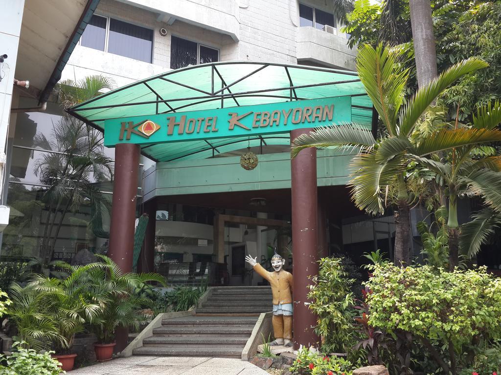Reddoorz Plus Near Kebayoran Baru Blok S Jakarta Exterior foto