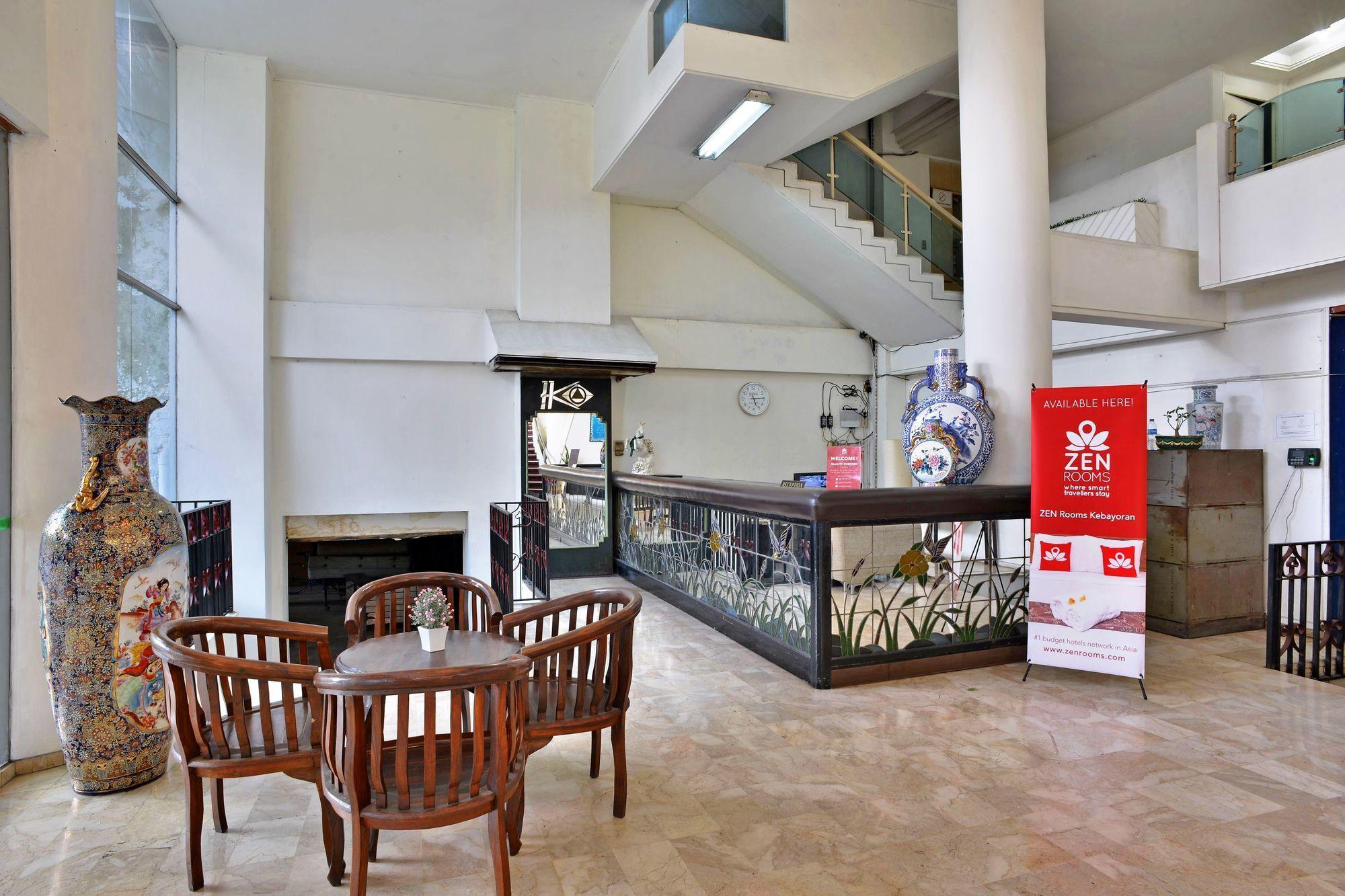 Reddoorz Plus Near Kebayoran Baru Blok S Jakarta Exterior foto