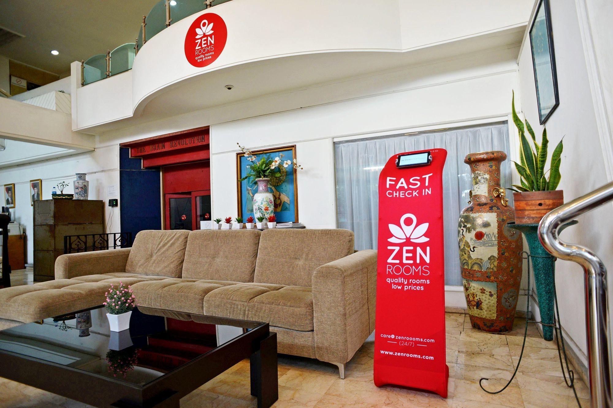 Reddoorz Plus Near Kebayoran Baru Blok S Jakarta Exterior foto