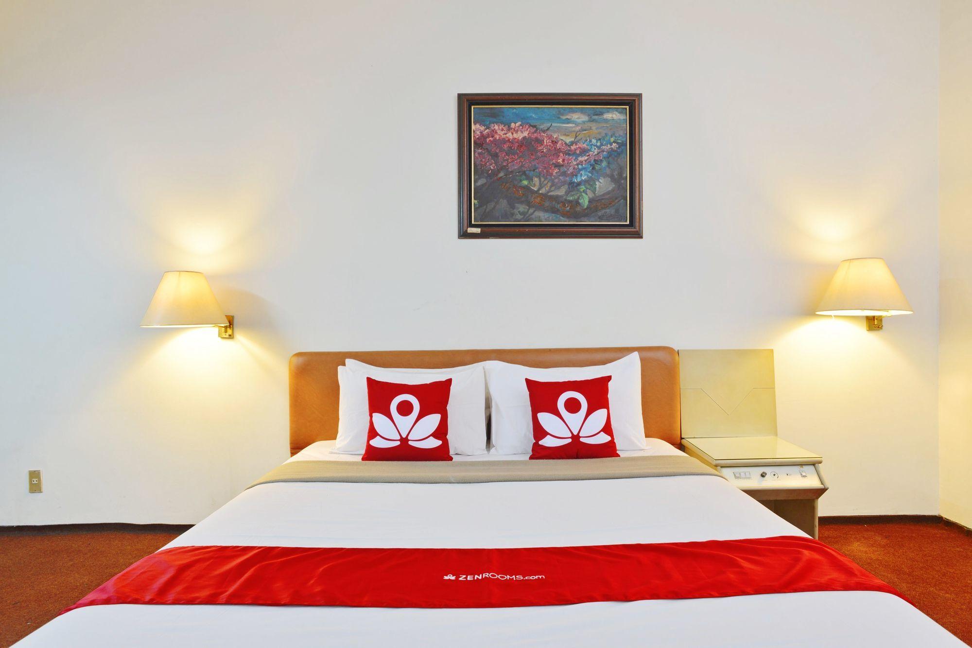 Reddoorz Plus Near Kebayoran Baru Blok S Jakarta Exterior foto